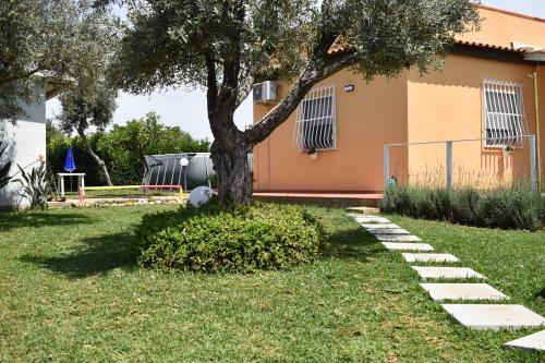 Villa Trinacria — 4-Star Luxury Hotel in Floridia, Italy