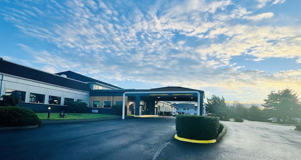 The Tillamook Inn - featured photo