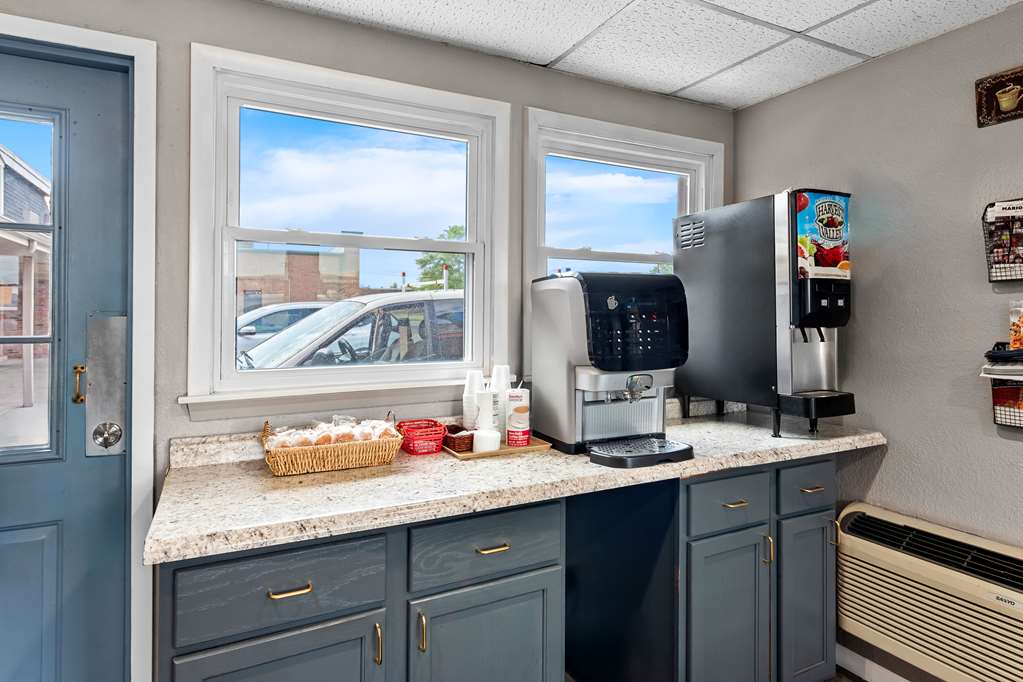 Americas Best Value Inn Marion OH - photo 29