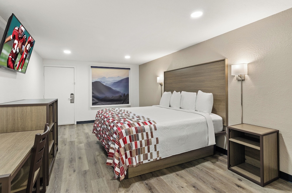 Red Roof Inn Wytheville - photo 22