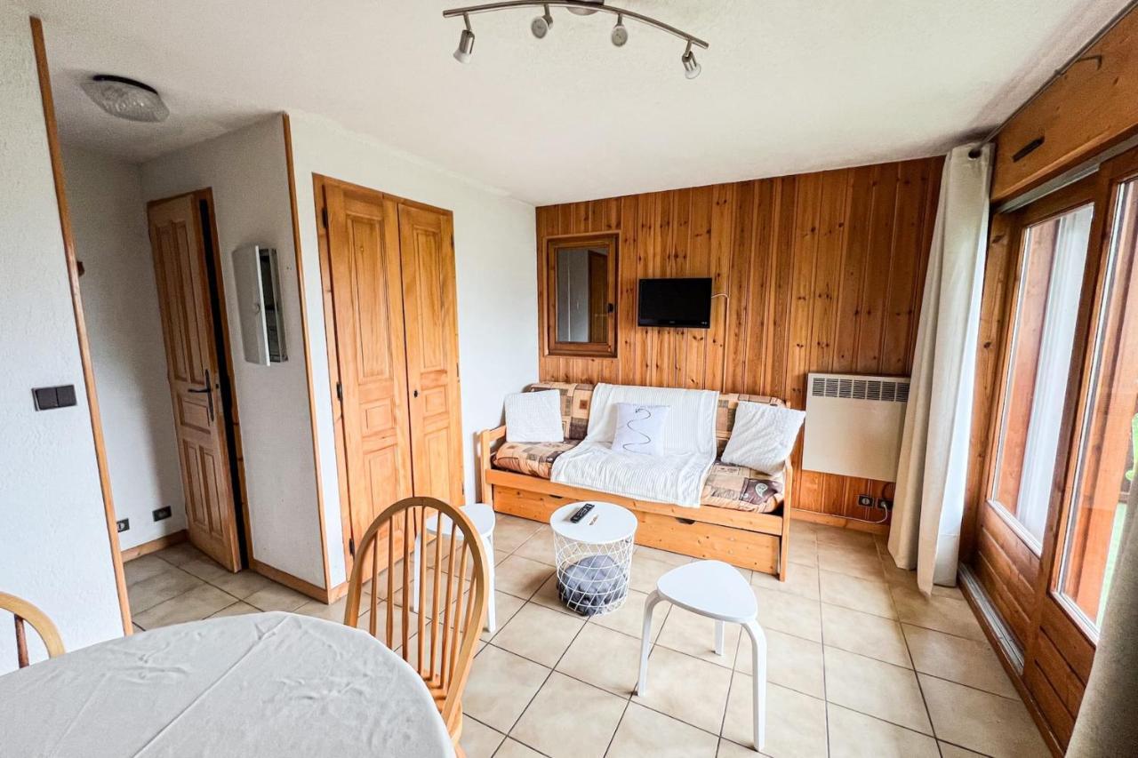 Charming T2 in Saint Gervais Les Bains — 4-Star Luxury Hotel in Saint-Gervais-Les-Bains, France