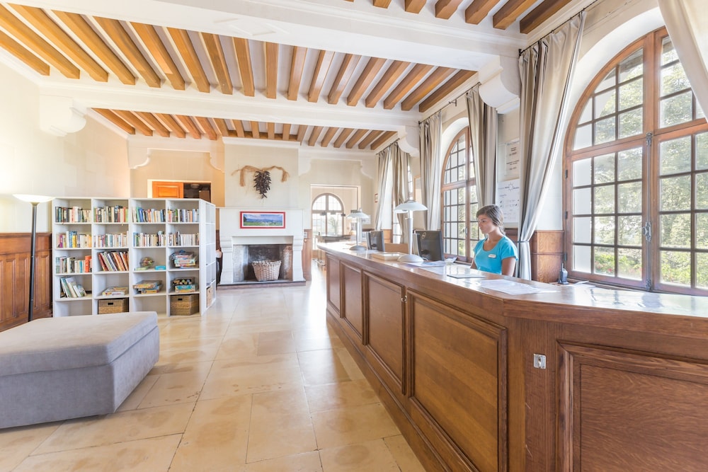 Résidence Pierre & Vacances Le Domaine de Bordaberry — 4-Star Luxury Hotel in Urrugne, France
