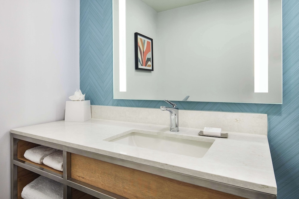 Hilton Garden Inn Tewksbury Andover - photo 25