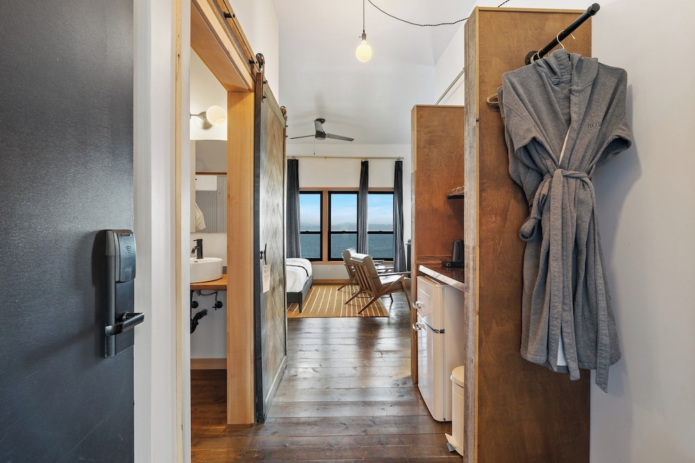 Bowline Hotel - photo 54