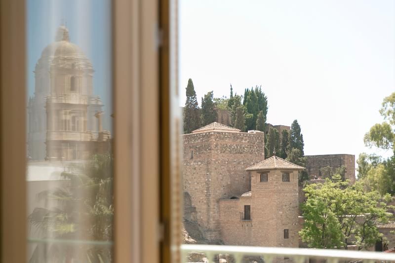 Teatro Romano 4 & 5 — 4-Star Luxury Hotel in Malaga, Spain