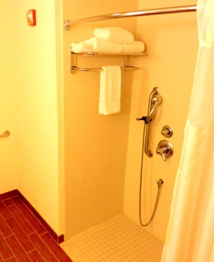 Hilton Garden Inn Pascagoula - photo 30