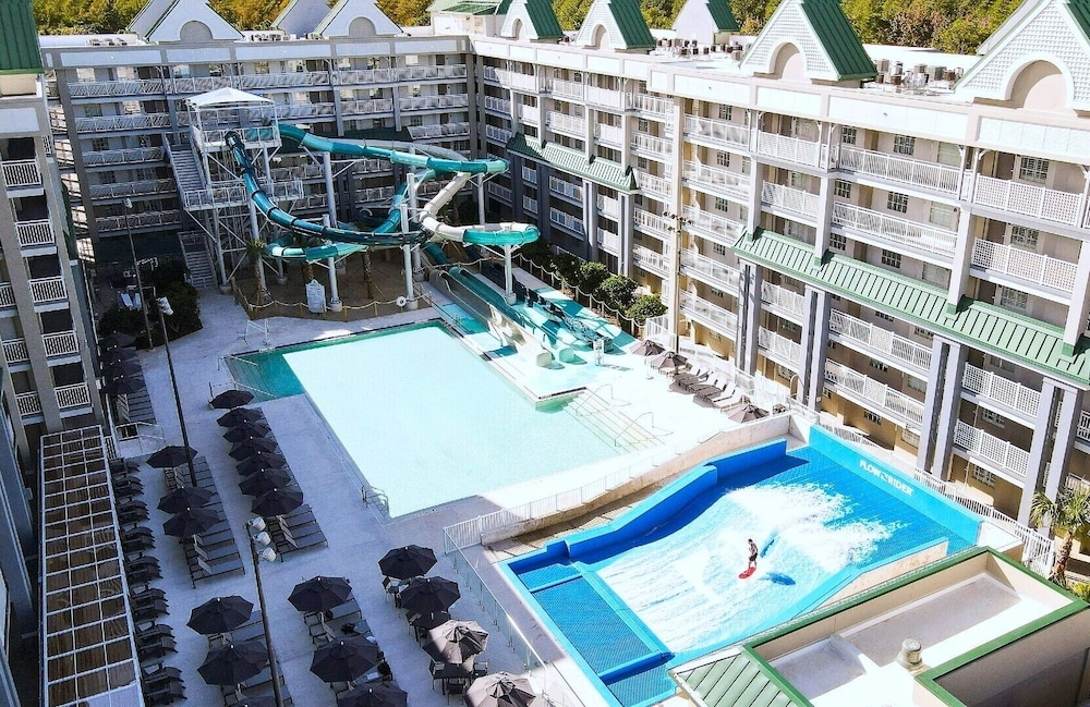 Holiday Inn Resort Orlando Suites Waterpark by IHG