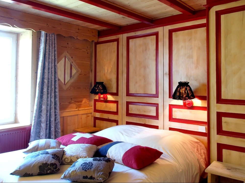 Hôtel Arbez Franco Suisse in Les Rousses, France