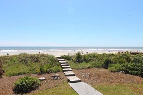 Dustys Dunes in Folly Beach, United States