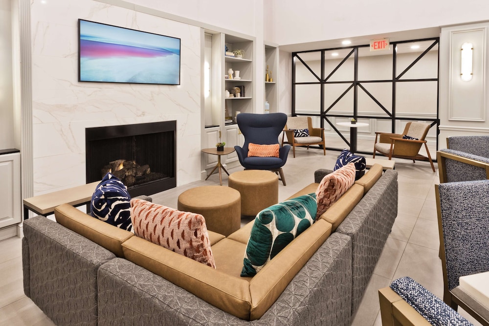 Hampton Inn & Suites Lanett West Point - photo 2