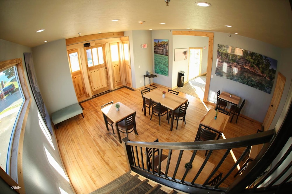 Roam Inn - photo 55