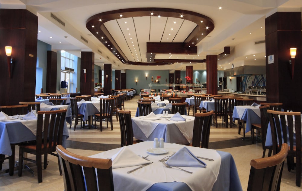 מזון ומשקאות