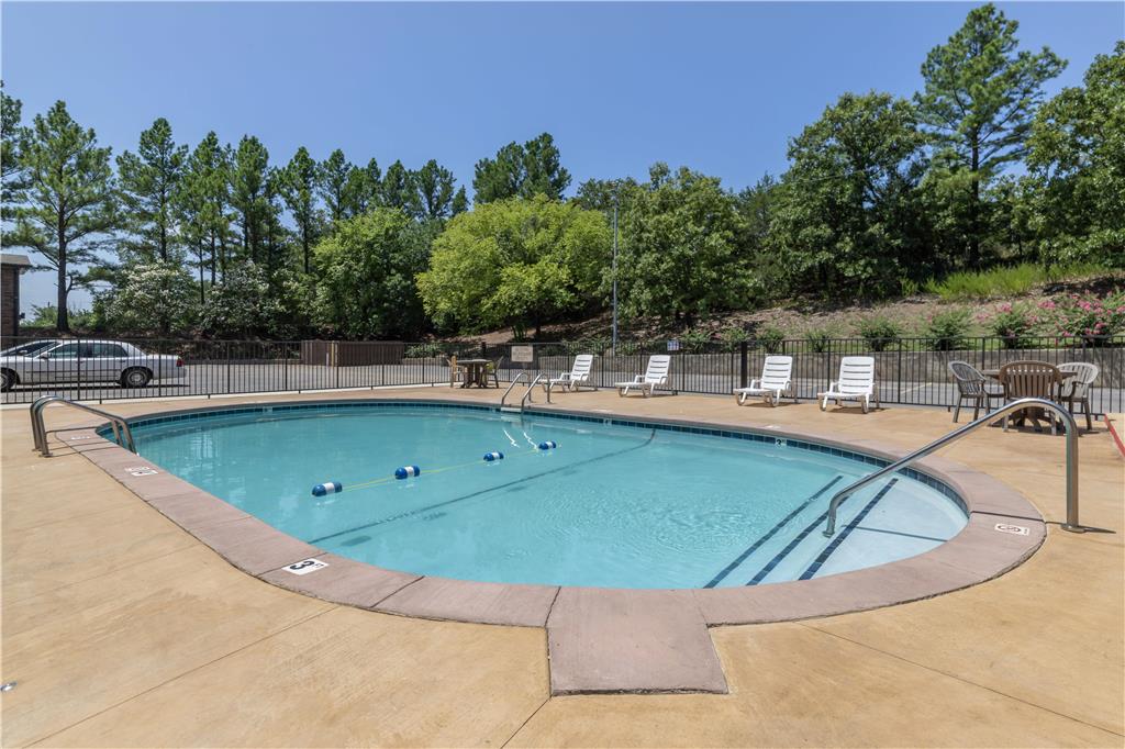 SureStay Plus Hotel By Best Western Poteau - photo 33