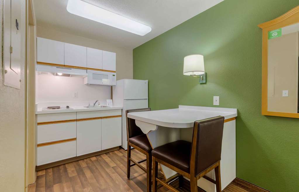 Extended Stay America Suites Washington DC Fairfax Fair Oaks - photo 31