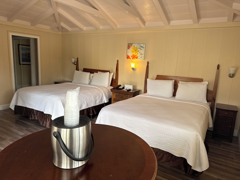 Carmel Resort Inn - photo 50