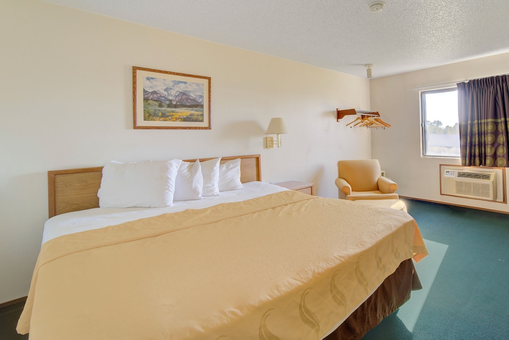 Capital O Amerihost Inn and Suites Kingdom City Hwy 54 MO - photo 37