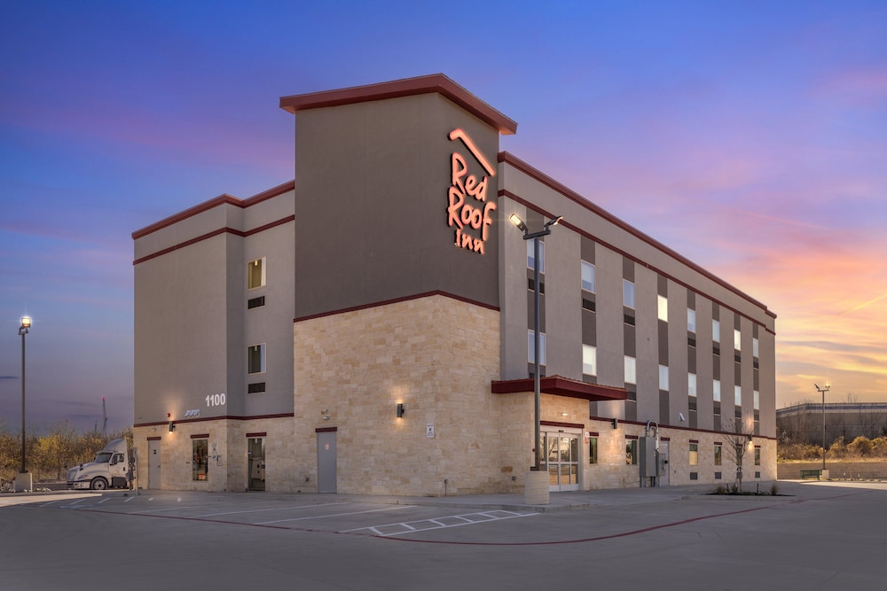 Red Roof Inn Hutchins - photo 30