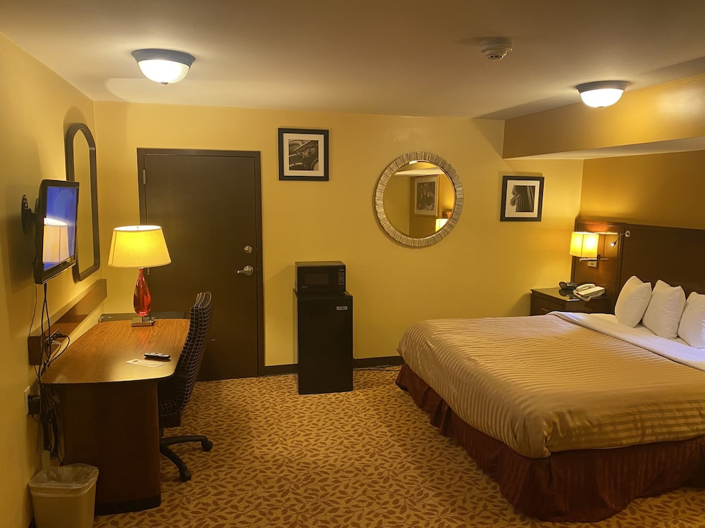 Regal Inn Coffeyville - photo 11