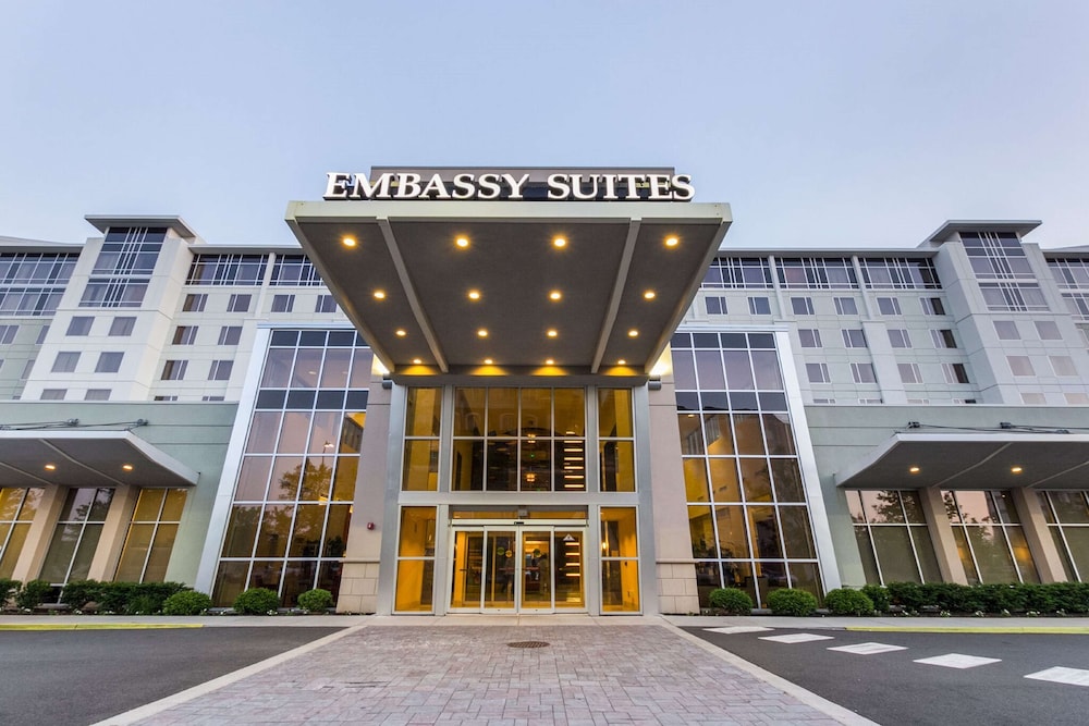 Embassy Suites Newark Airport - photo 51