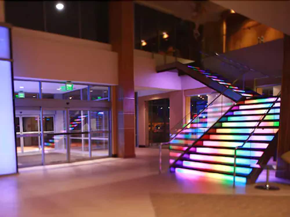 Moonrise Hotel - photo 2