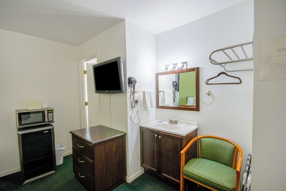 OYO Travelier Motel - photo 39