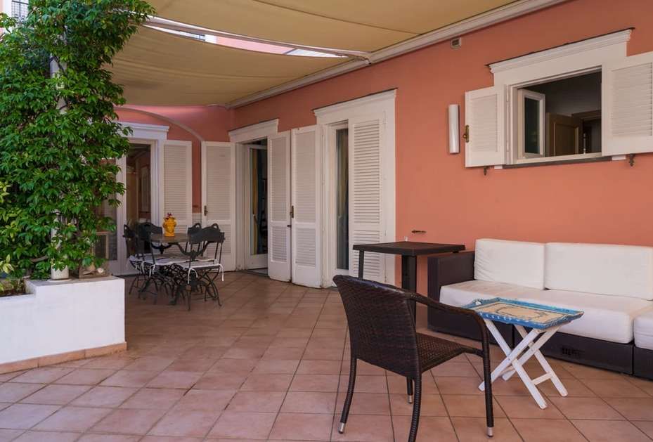 Capri Lovers Piazzetta — 4-Star Luxury Hotel in Capri, Italy