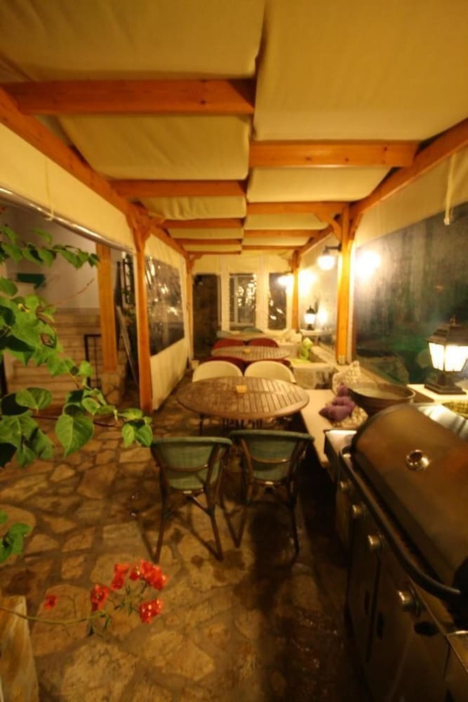 Three Palms Suites in Ula, Turkey