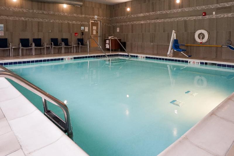 Holiday Inn Express & Suites Denver Aurora Medical Campus by IHG - photo 24