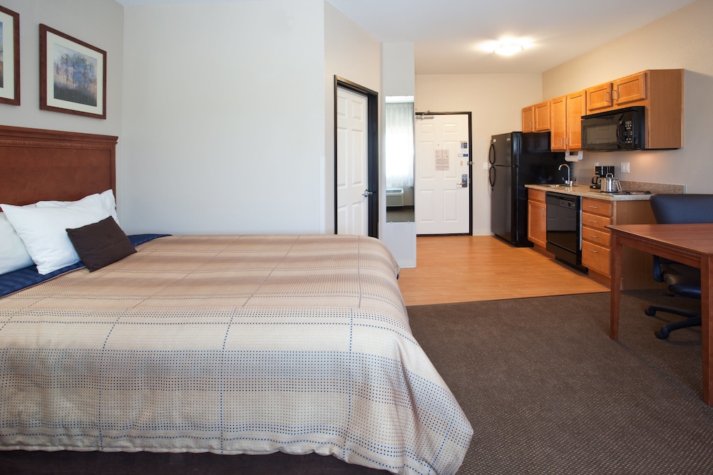 Candlewood Suites Craig Northwest by IHG - photo 7