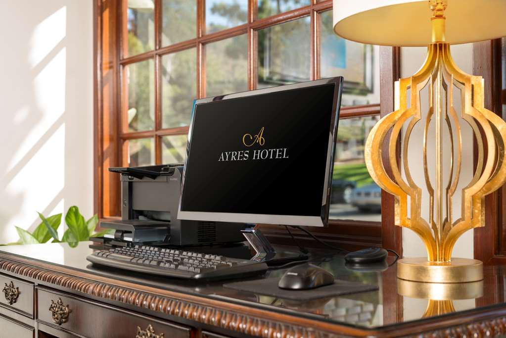 Ayres Suites Diamond Bar - photo 8