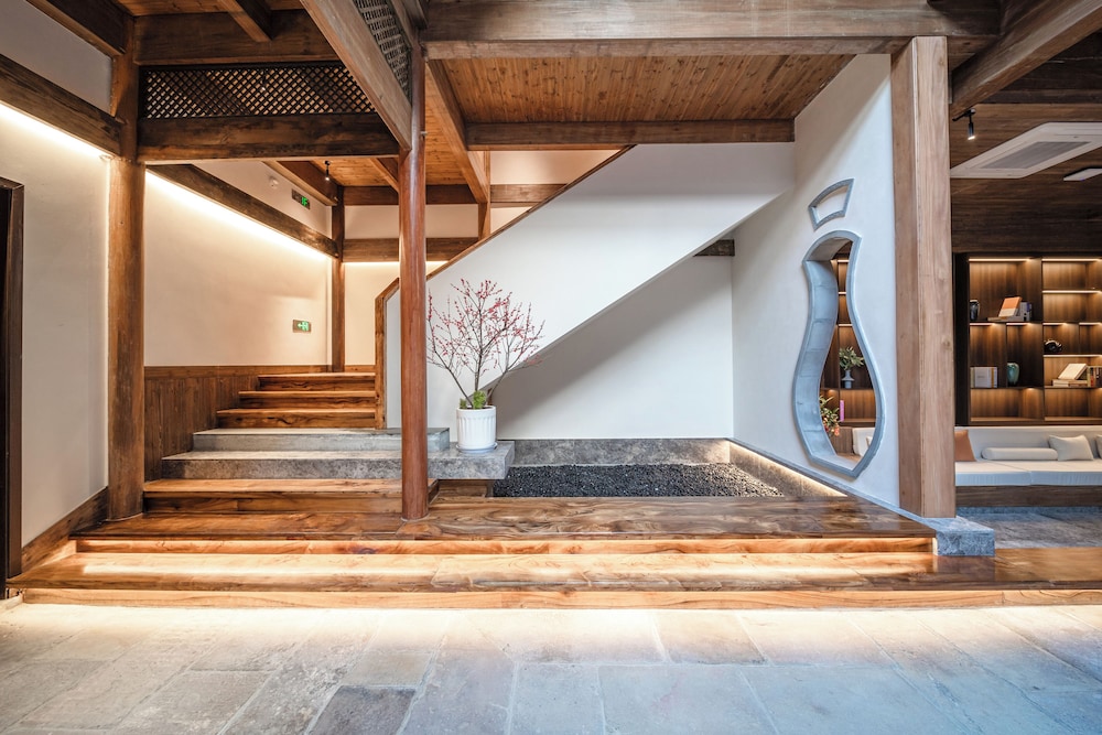 Bajiazhan Yulin Yuchi Homestay — 4-Star Luxury Hotel in Huangshan, People's Republic of China