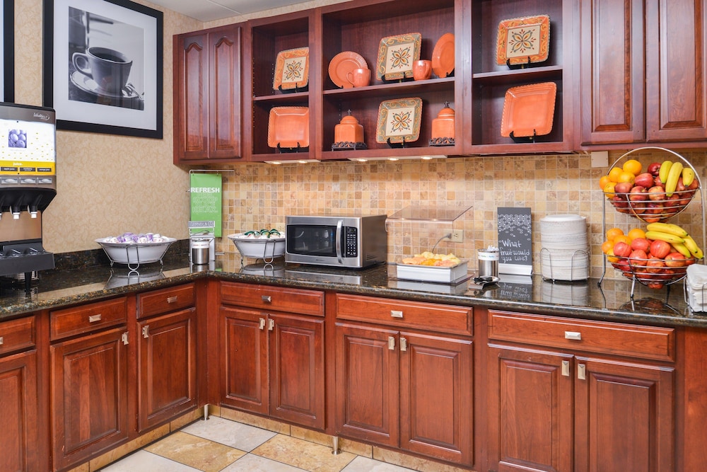 Hampton Inn & Suites Boise Meridian - photo 53