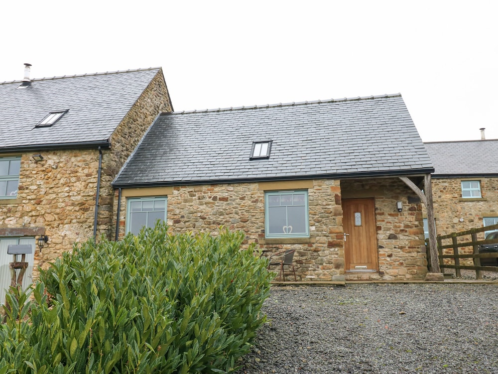 Sutton Newbold Cottage — 4-Star Luxury Hotel in Trimdon Grange, United Kingdom
