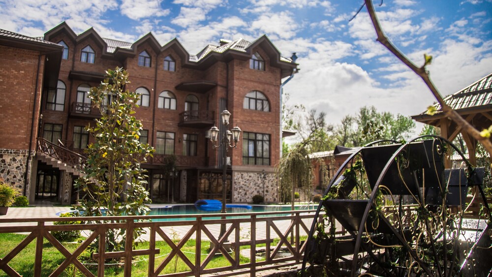 Botanic Boutique in Tashkent, Uzbekistan