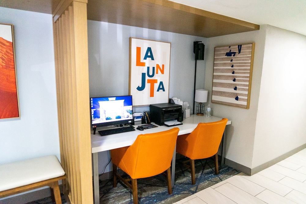 Holiday Inn Express La Junta by IHG - photo 22