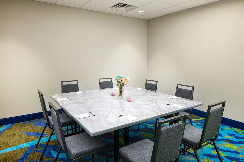 Candlewood Suites Lebanon by IHG - photo 26