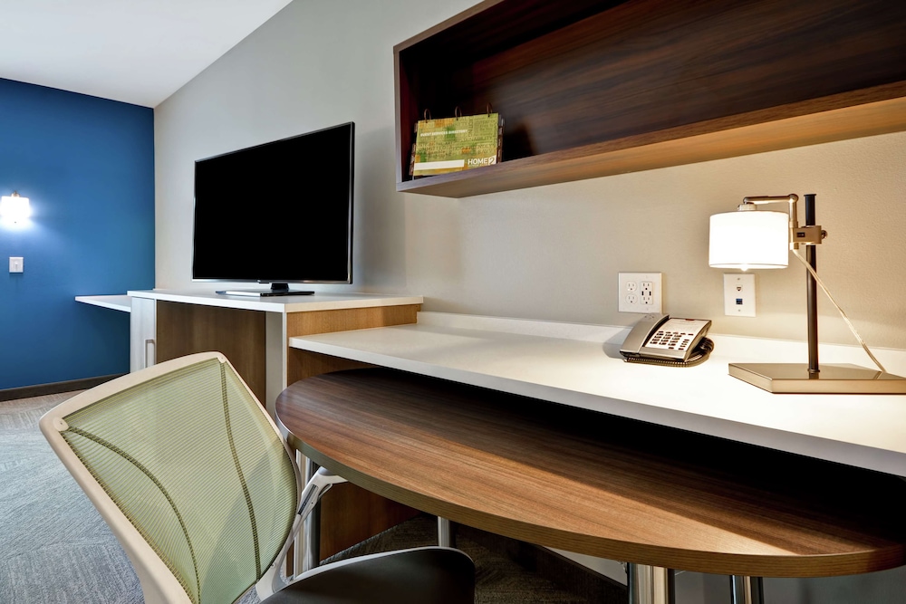 Home2 Suites by Hilton Plano Legacy West - photo 16