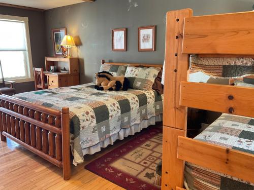 Mountain Quest Inn - photo 59