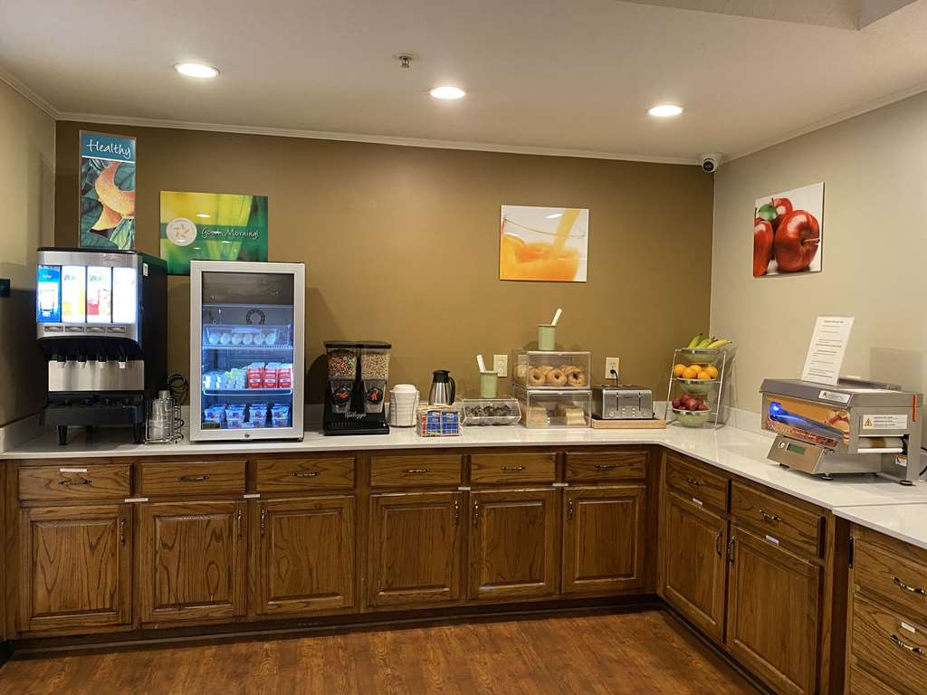 Quality Inn Palm Bay Melbourne I 95 - photo 29