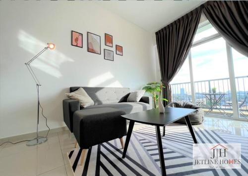 Melaka Nova8 Suite City View 4Pax WIFI tv box — 4-Star Luxury Hotel in Malacca, Malaysia
