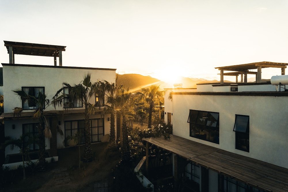 Hotel So Far So Good in El Pescadero, Mexico