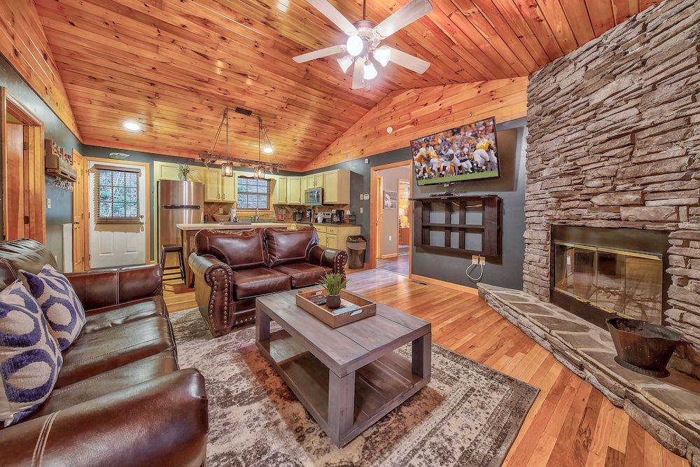 Blue Mountain Mist — hotel in Sevierville