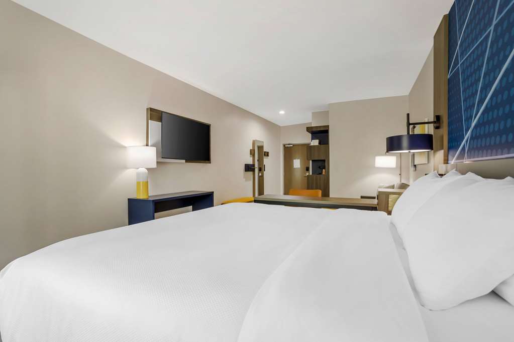 Comfort Inn & Suites Huntsville Near University - photo 20