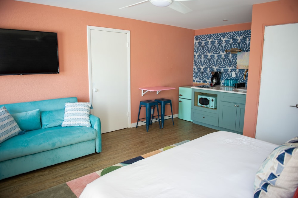 Sunburst Inn - photo 16