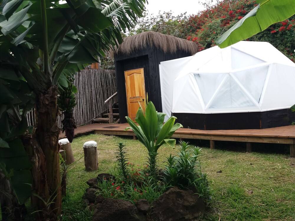 Mamma Nui Glamping Restorant in Hanga Roa, Chile