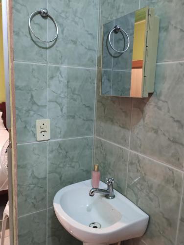 Quarto do descanso e da alegria - carbon neutral hotel in Belem