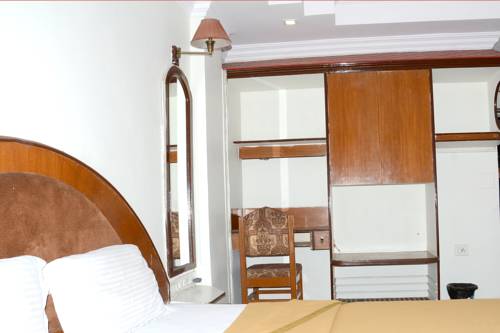 Hotel Monarch Excelency