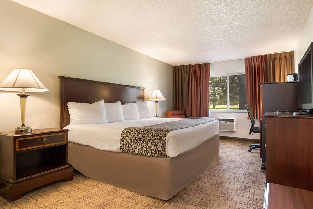 SureStay Hotel by Best Western Thomson - photo 15
