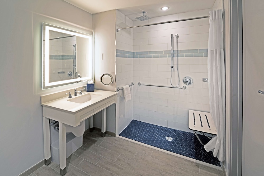 Hotel Maren Fort Lauderdale Beach Curio Collection by Hilton - photo 36