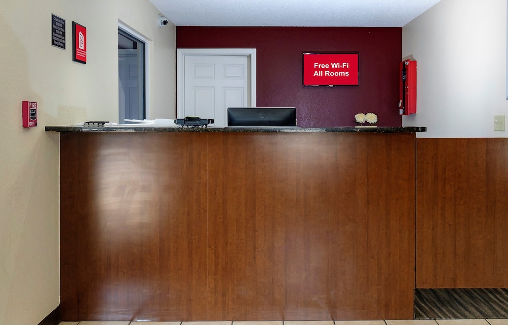 Red Roof Inn Defuniak Springs - photo 3